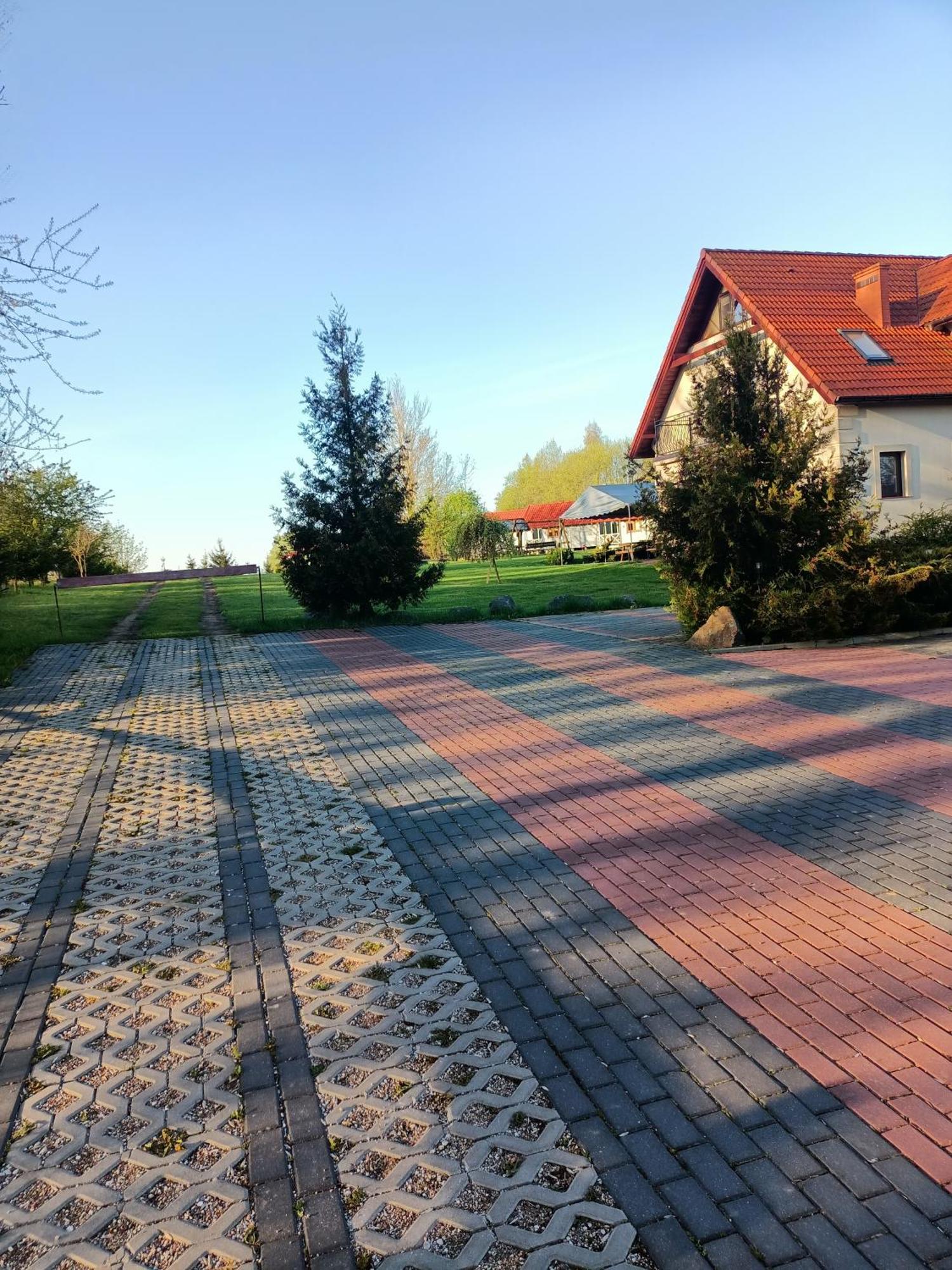 Kalski Dworek Венгожино Экстерьер фото